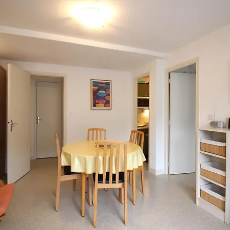 T2 Avec Balcon & Parking, Proche Centre-ville Et Thermes Au - Fr-1-415-153 Lejlighed